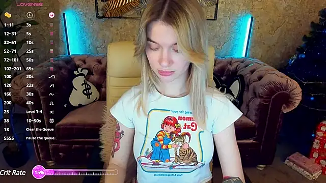 Snapshot of AnacondaOn chatting on 12-18-24, 02:49 AnacondaOn online show from 12-18-24, 02:49