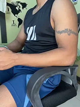 Snapshot of loveboyrp chatting on 11-07-25, 03:06 loveboyrp online show from 11-07-25, 03:06