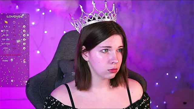 Snapshot of AliceSunday chatting on 01-31-25, 05:21 AliceSunday online show from 01-31-25, 05:21