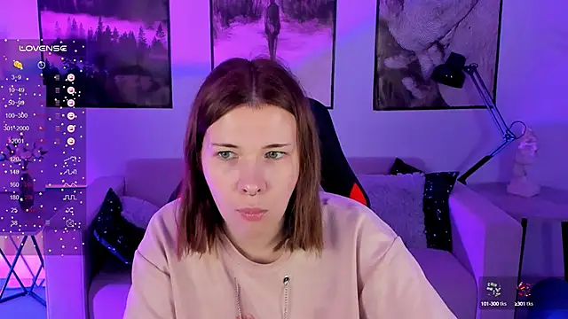 Snapshot of AliceSunday chatting on 02-02-25, 11:08 AliceSunday online show from 02-02-25, 11:08