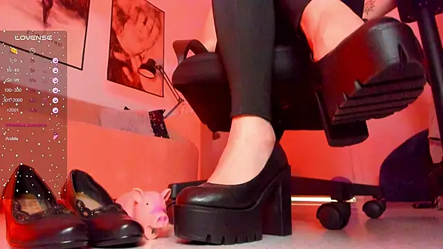 Snapshot of AliceSunday chatting on 02-02-25, 02:13 AliceSunday online show from 02-02-25, 02:13