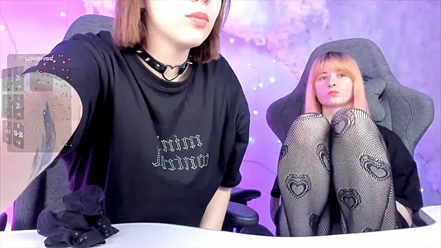 Snapshot of AliceSunday chatting on 02-19-25, 11:38 AliceSunday online show from 02-19-25, 11:38