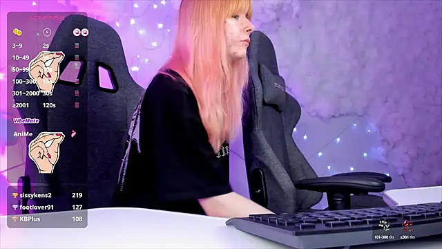 Snapshot of AliceSunday chatting on 02-20-25, 11:09 AliceSunday online show from 02-20-25, 11:09