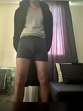 Snapshot of XboyZZ7 chatting on 11-03-25, 10:27 XboyZZ7 online show from 11-03-25, 10:27