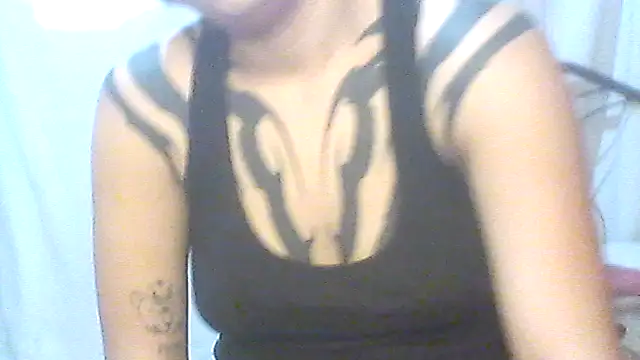 Snapshot of isa_ar chatting on 10-06-25, 07:22 isa ar online show from 10-06-25, 07:22