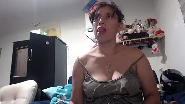 sexy mary 69 online show from 11-12-25, 02:23