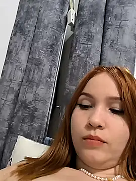 Snapshot of ELIZABETT_ chatting on 12-28-24, 12:26 ELIZABETT online show from 12-28-24, 12:26