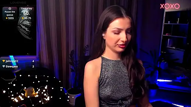 Laura Bess online show from 12-17-24, 02:44