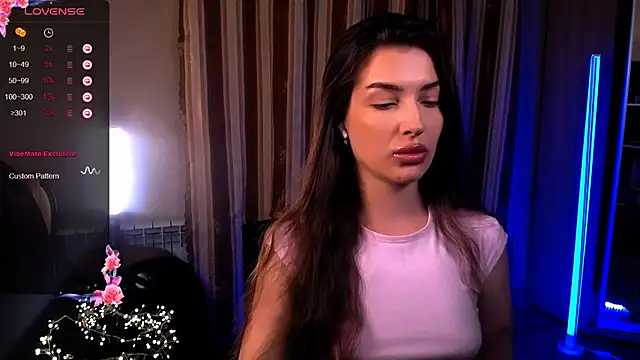 Laura Bess online show from 06-27-26, 04:45
