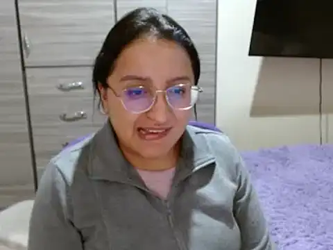 Nia-Cop online show from 01-04-25, 03:40