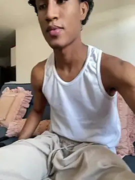 Snapshot of Masterikee chatting on 12-05-24, 03:50 Masterikee online show from 12-05-24, 03:50