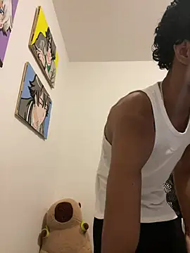 Snapshot of Masterikee chatting on 01-09-25, 01:08 Masterikee online show from 01-09-25, 01:08