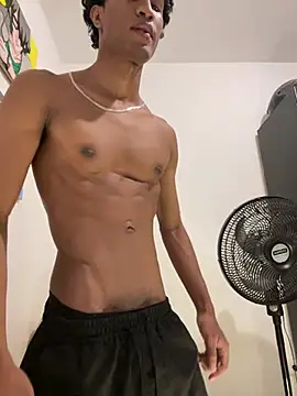 Snapshot of Masterikee chatting on 01-09-25, 09:16 Masterikee online show from 01-09-25, 09:16