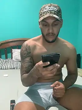 Pinocchiu online show from 11-20-25, 03:07