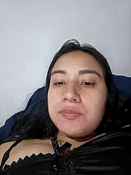 Snapshot of Hellen_Alex chatting on 05-01-26, 01:48 Hellen Alex online show from 05-01-26, 01:48