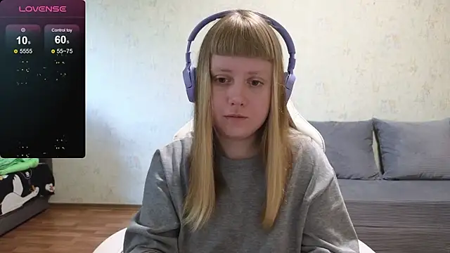 June shy0 online show from 05-09-26, 08:19
