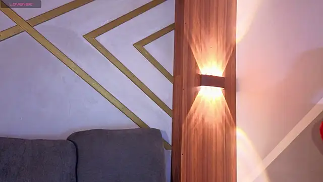 Emma gatess online show from 09-21-25, 03:46