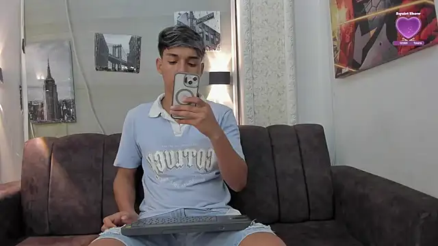 Snapshot of ryan_carter08 chatting on 03-16-25, 12:33 ryan carter08 online show from 03-16-25, 12:33