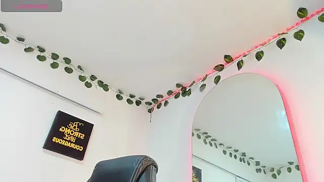 Snapshot of ryan_carter08 chatting on 10-12-25, 02:21 ryan carter08 online show from 10-12-25, 02:21