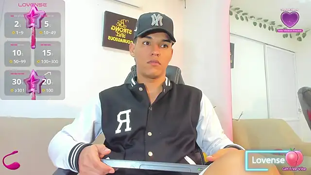 Snapshot of ryan_carter08 chatting on 11-07-25, 01:49 ryan carter08 online show from 11-07-25, 01:49