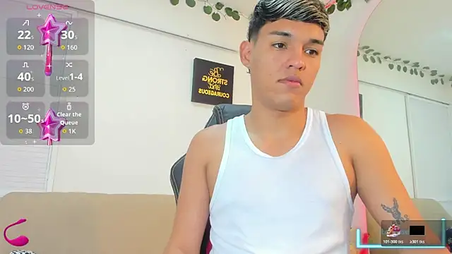 Snapshot of ryan_carter08 chatting on 11-16-25, 01:33 ryan carter08 online show from 11-16-25, 01:33