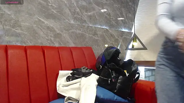  isaabellaa online show from 01-17-25, 05:41