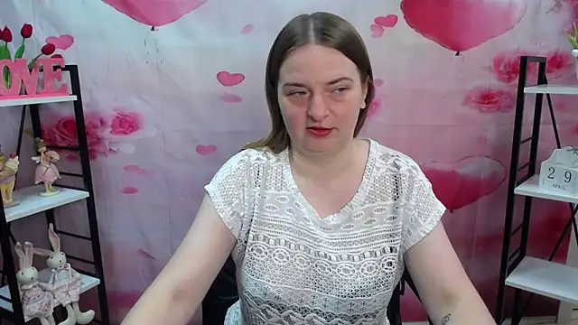 Snapshot of FreyaDak chatting on 04-29-26, 05:30 FreyaDak online show from 04-29-26, 05:30