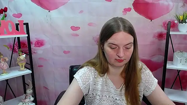 Snapshot of FreyaDak chatting on 05-12-26, 05:10 FreyaDak online show from 05-12-26, 05:10
