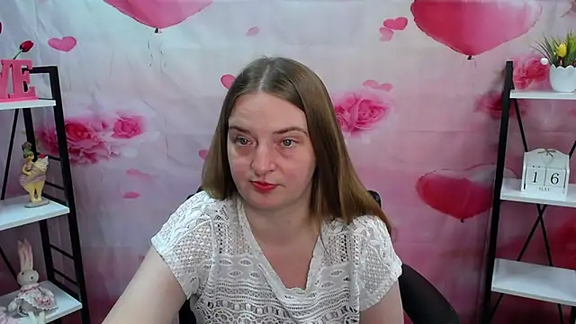 Snapshot of FreyaDak chatting on 05-17-26, 05:09 FreyaDak online show from 05-17-26, 05:09
