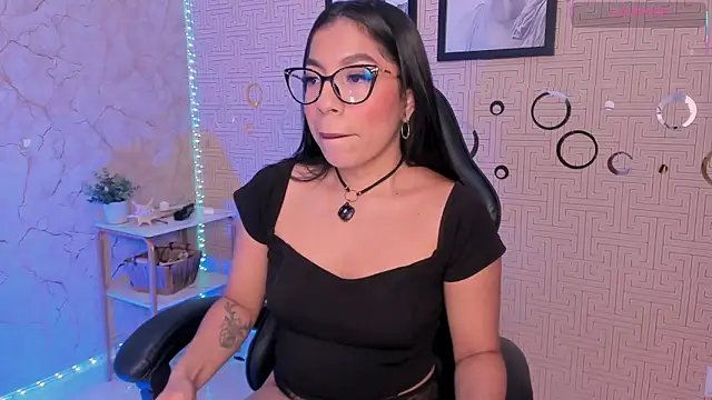 Snapshot of Mia_Gothzx chatting on 04-29-26, 11:11 Mia Gothzx online show from 04-29-26, 11:11