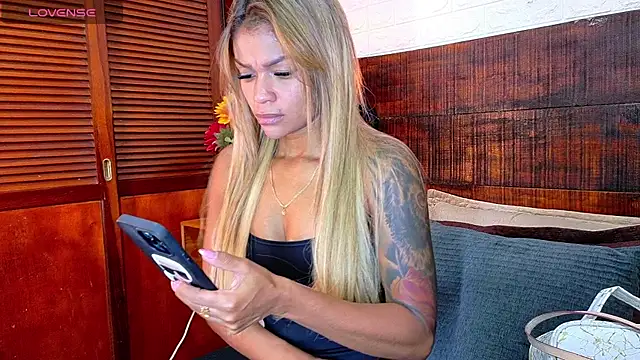 Celeste sanz online show from 11-13-25, 10:47