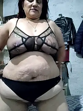 Snapshot of Edged_Hot69 chatting on 12-19-25, 02:07 Edged Hot69 online show from 12-19-25, 02:07