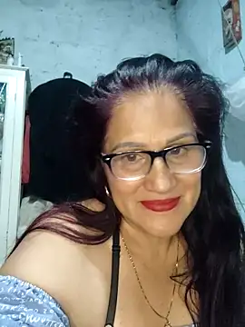 Snapshot of Edged_Hot69 chatting on 01-17-26, 03:55 Edged Hot69 online show from 01-17-26, 03:55