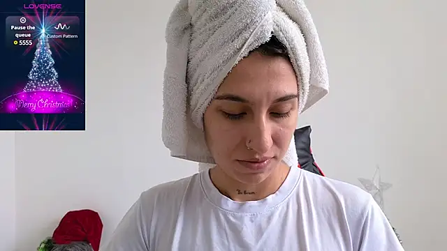 Snapshot of tammyandrade_ chatting on 12-12-24, 12:12 tammyandrade online show from 12-12-24, 12:12