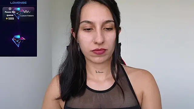 Snapshot of tammyandrade_ chatting on 02-14-25, 08:48 tammyandrade online show from 02-14-25, 08:48