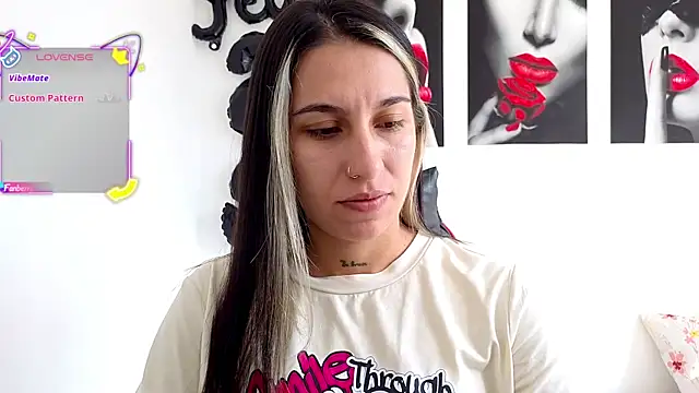 Snapshot of tammyandrade_ chatting on 09-11-25, 02:28 tammyandrade online show from 09-11-25, 02:28