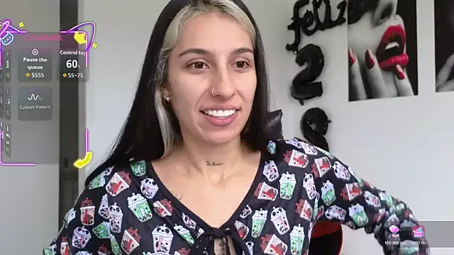 Snapshot of tammyandrade_ chatting on 11-24-25, 02:28 tammyandrade online show from 11-24-25, 02:28