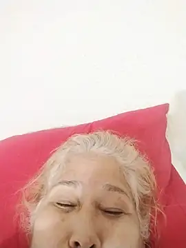 girl amada online show from 11-16-25, 09:31