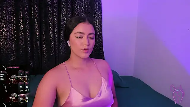 Snapshot of Adhara-zanne chatting on 02-23-25, 02:29 Adhara-zanne online show from 02-23-25, 02:29