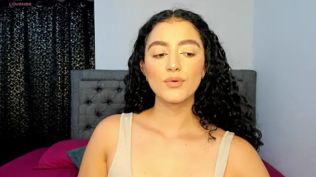 Adhara-zanne online show from 04-28-26, 09:58