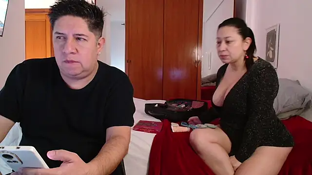 Snapshot of THIAGOEVA chatting on 03-05-26, 08:43 THIAGOEVA online show from 03-05-26, 08:43