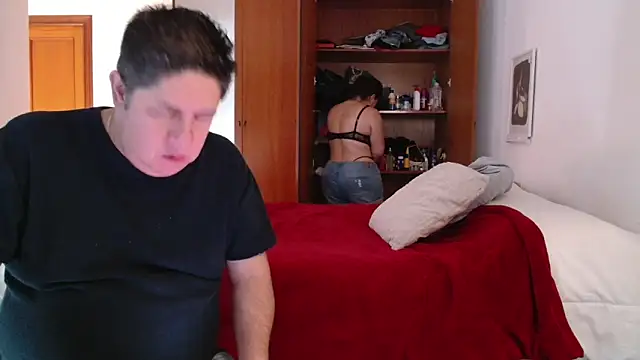 Snapshot of THIAGOEVA chatting on 04-16-26, 07:53 THIAGOEVA online show from 04-16-26, 07:53