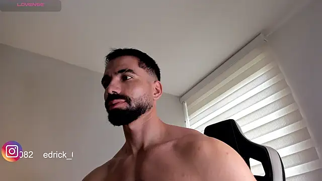 edrick walton1 online show from 01-11-25, 04:46