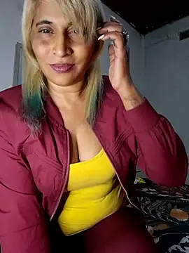 Goodgirlsue 77 online show from 12-18-25, 08:04