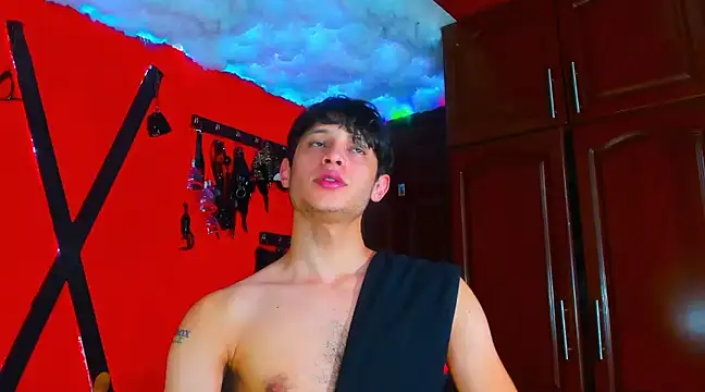 LilOwen  online show from 03-10-25, 05:43