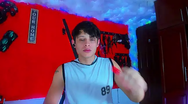 LilOwen  online show from 03-13-25, 08:54