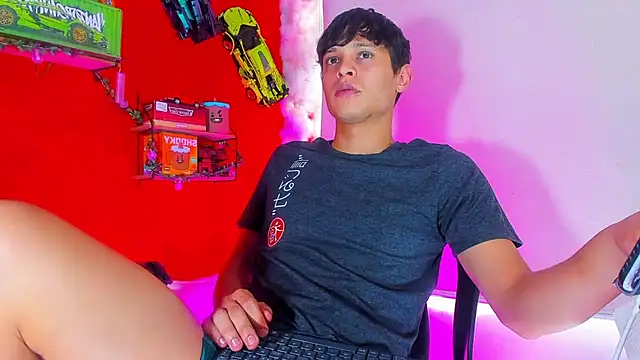 LilOwen  online show from 10-02-25, 07:32