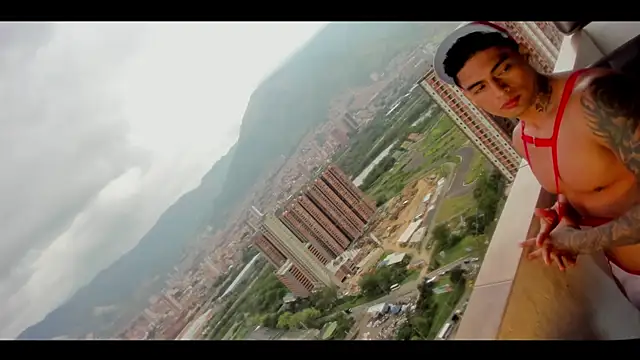 Snapshot of Dominiofit chatting on 03-03-25, 09:26 Dominiofit online show from 03-03-25, 09:26