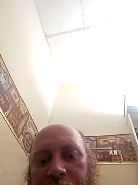 whitecock6949 online show from 04-16-26, 05:52