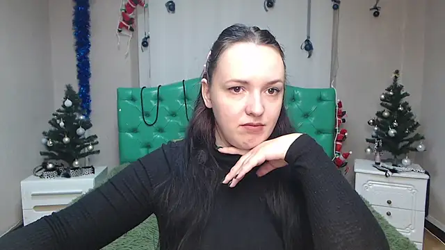 IsabelBlackberry online show from 12-28-24, 06:17